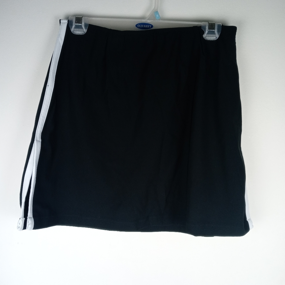 NWT Nike Skirt Size M